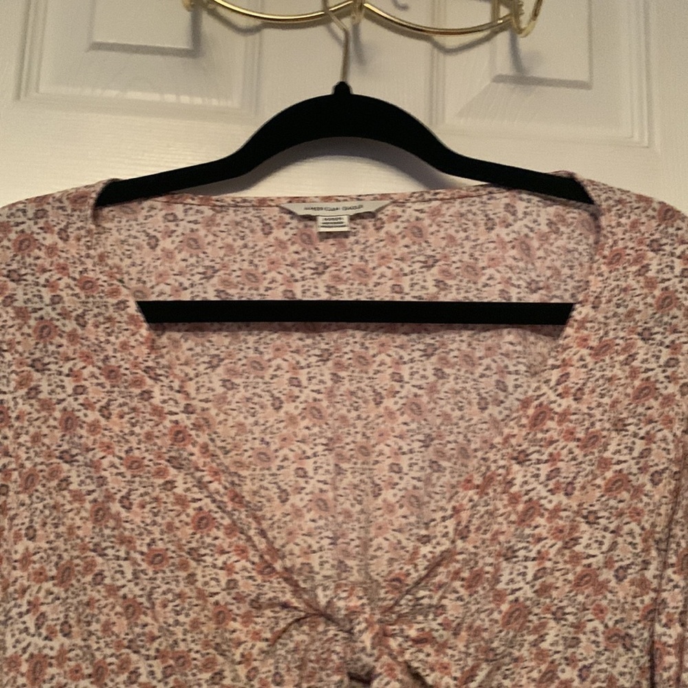 American Eagle Crop Top Floral Print Size M # 022 - Picture 3 of 7